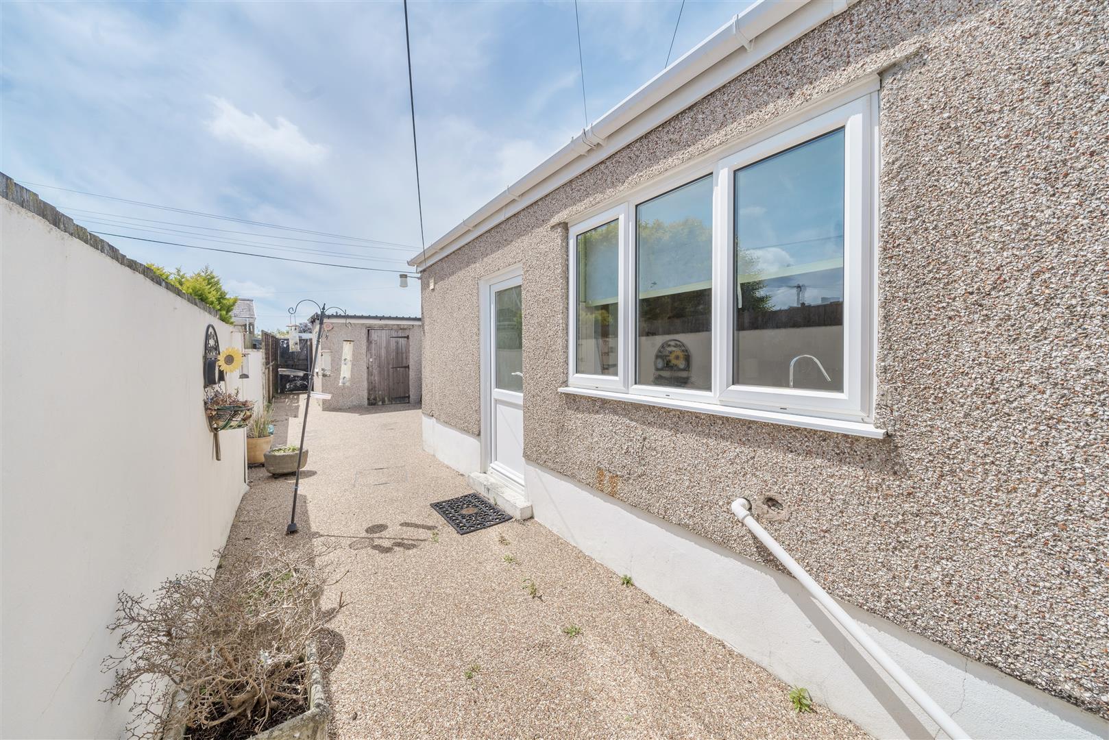 Pottery Street, Llanelli, SA15 1TA